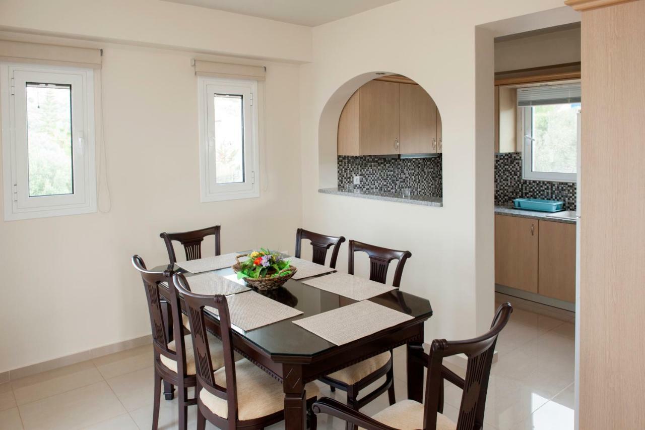 Villa Hermes Porto Heli Bagian luar foto